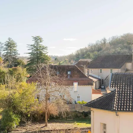 Magnifique 2 Pieces Lumineux Avec Ascenseur Face Au Jardin Public Et Thermes Au Coeur De La * Salies-de-Béarn