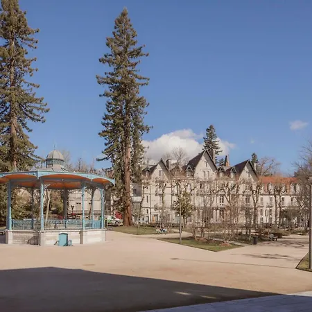 Magnifique 2 Pieces Lumineux Avec Ascenseur Face Au Jardin Public Et Thermes Au Coeur De La *